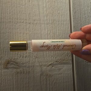 Illume Coconut Milk Mango Rollerball